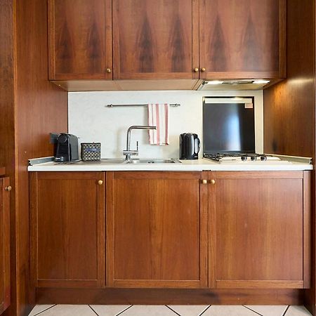 דירות מילאנו -Luminosa 5 Stars With Balcony- Wifi Netflix 15 Minutes From Duomo מראה חיצוני תמונה